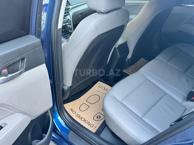 Hyundai Elantra 2018, 46,000 km - 2.0 л - Bakı