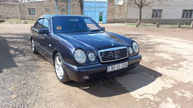 Mercedes E 240 1998, 186,000 km - 2.4 l - Şəmkir