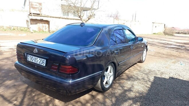 Mercedes E 240 1998, 186,000 km - 2.4 l - Şəmkir