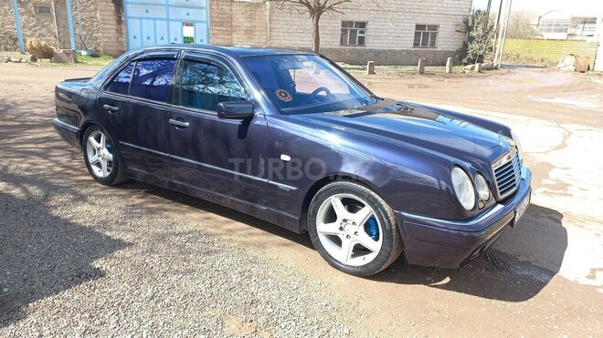 Mercedes E 240 1998, 186,000 km - 2.4 l - Şəmkir