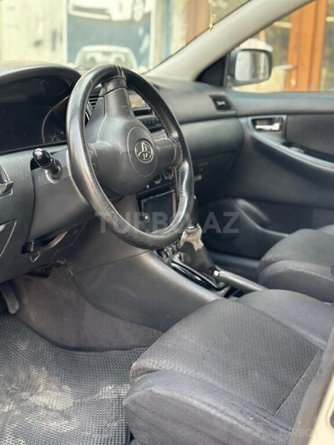 Toyota Corolla 2005, 325,000 km - 1.4 l - Bakı