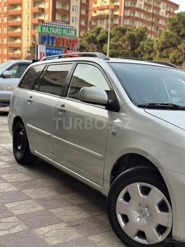 Toyota Corolla 2005, 325,000 km - 1.4 l - Bakı