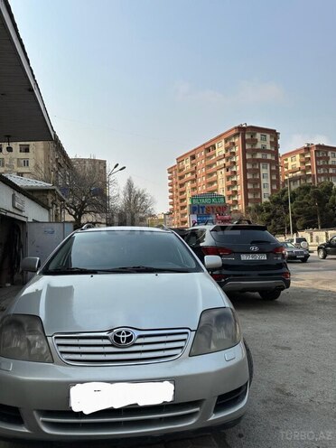 Toyota Corolla 2005, 325,000 km - 1.4 l - Bakı