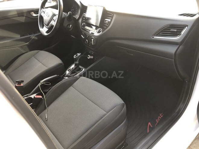 Hyundai Accent 2021, 90,137 km - 1.6 l - Bakı