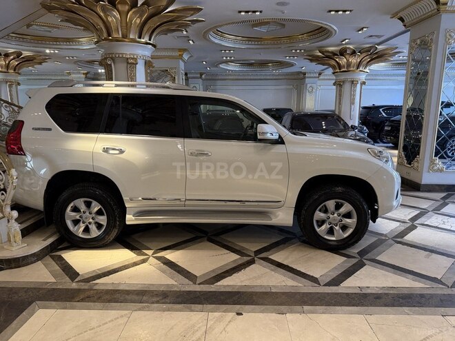 Toyota Land Cruiser Prado-3