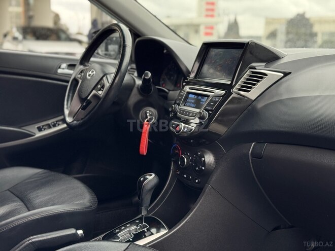Hyundai Accent 2015, 142,000 km - 1.4 l - Bakı