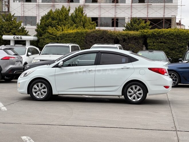 Hyundai Accent 2015, 142,000 km - 1.4 l - Bakı