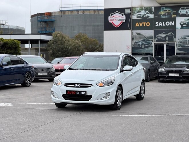 Hyundai Accent 2015, 142,000 km - 1.4 l - Bakı
