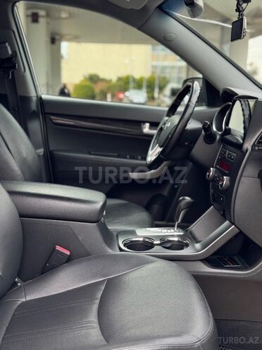 Kia Sorento 2010, 255,000 km - 2.0 l - Bakı