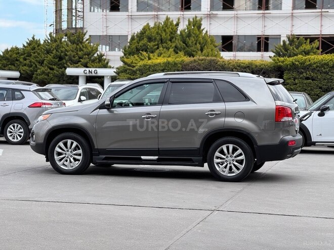 Kia Sorento 2010, 255,000 km - 2.0 l - Bakı
