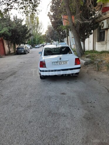 Volkswagen Passat 1998, 220,000 km - 1.8 l - Bakı