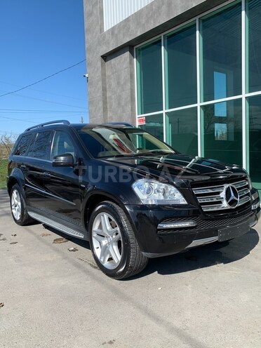 Mercedes GL 500 4MATIC 2011, 180,000 km - 5.5 l - Xaçmaz