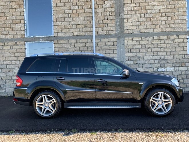Mercedes GL 500 4MATIC 2011, 180,000 km - 5.5 l - Xaçmaz
