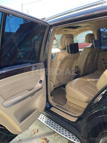 Mercedes GL 500 4MATIC 2011, 180,000 km - 5.5 l - Xaçmaz
