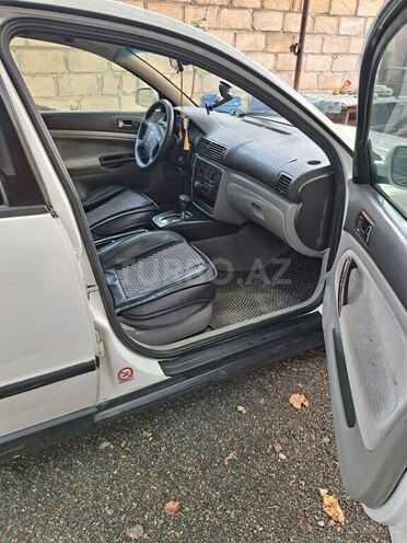 Volkswagen Passat 1998, 220,000 km - 1.8 l - Bakı