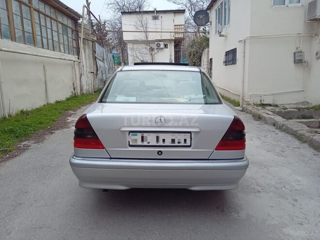 Mercedes C 180 1999, 270,000 km - 1.8 l - Bakı