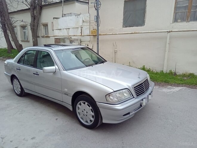 Mercedes C 180 1999, 270,000 km - 1.8 l - Bakı