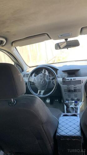 Opel Astra 2009, 296,000 km - 1.3 l - Bakı