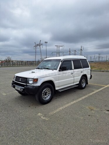Mitsubishi Pajero 1992, 292,000 km - 2.5 l - Mingəçevir