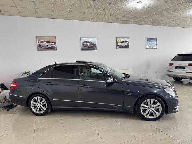 Mercedes E 250-8