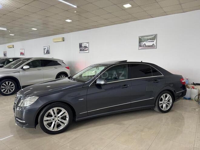 Mercedes E 250-5