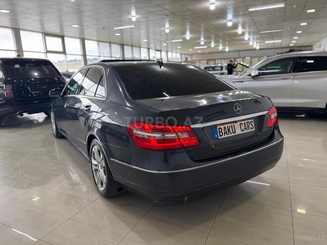 Mercedes E 250-6