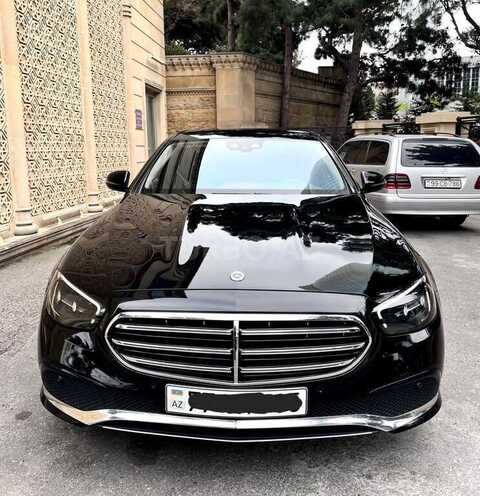 Mercedes E 300 de-1