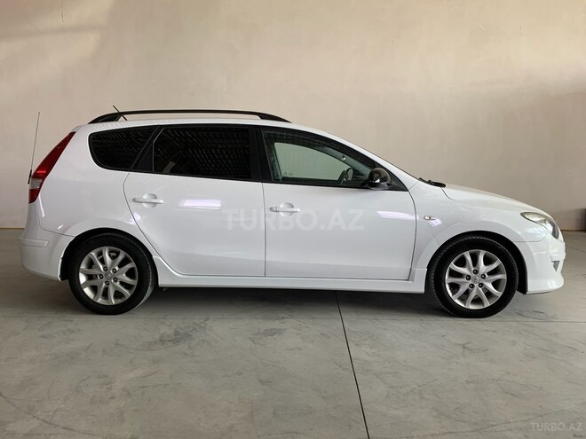 Hyundai i30 2011, 196,000 km - 1.4 л - Xaçmaz