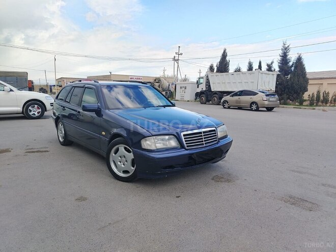 Mercedes C 240 1999, 393,939 km - 2.4 л - Sumqayıt