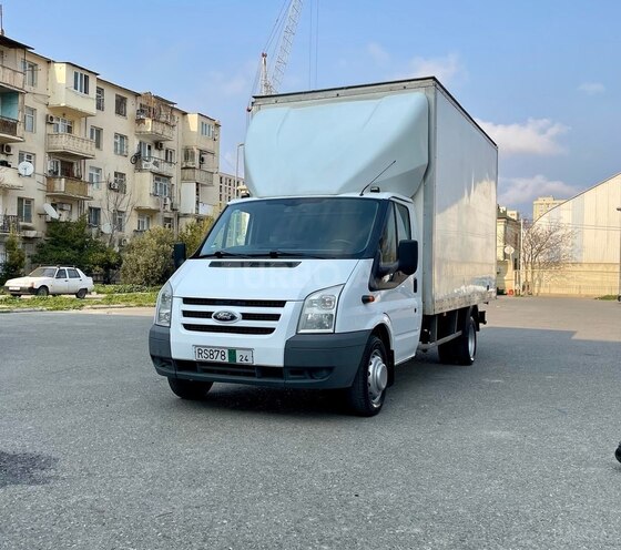 Ford Transit-2
