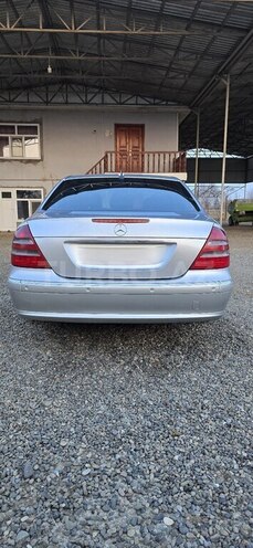 Mercedes E 270 2004, 375,000 km - 2.7 l - Biləsuvar