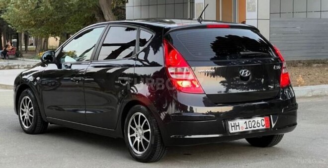 Hyundai i30 2009, 120,000 km - 1.4 л - Bakı