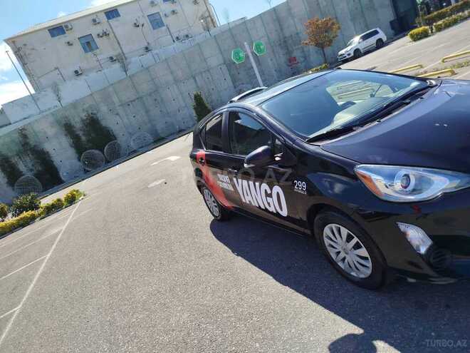 Toyota Prius C 2016, 145,000 km - 1.5 l - Bakı
