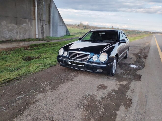 Mercedes E 320 1999, 324,578 km - 3.2 l - Bakı