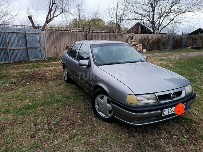 Opel Vectra 1994, 320,000 km - 2.0 l - Şəki