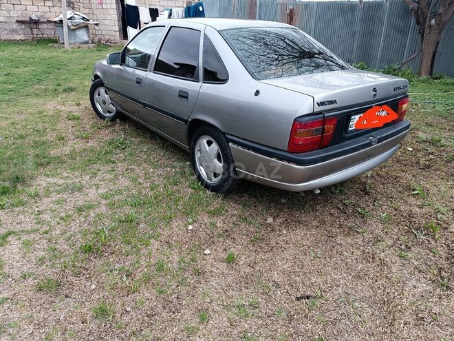 Opel Vectra 1994, 320,000 km - 2.0 l - Şəki