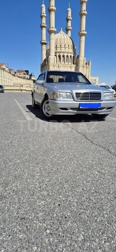 Mercedes C 220 1995, 490,000 km - 2.2 l - Bakı