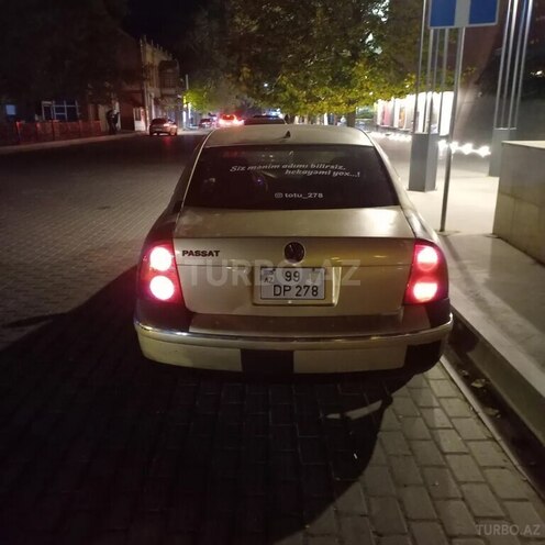 Volkswagen Passat 2001, 318,000 km - 1.8 l - Gəncə