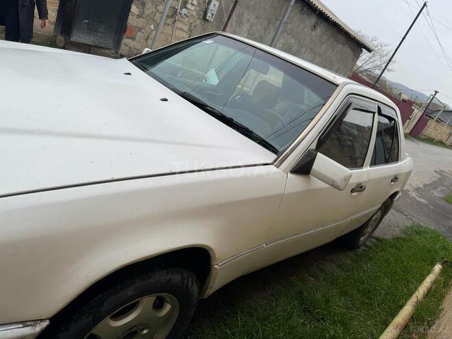 Mercedes E 200 1994, 444,444 km - 2.0 л - Mingəçevir