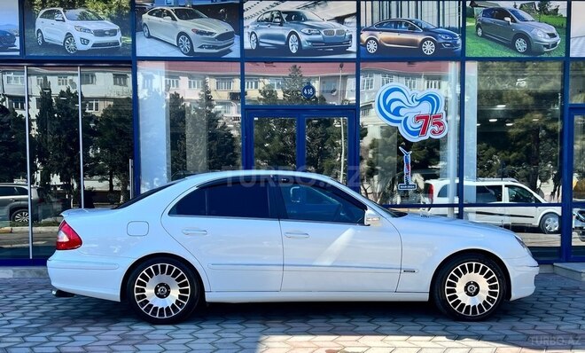 Mercedes E 350 2005, 223,000 km - 3.5 l - Sumqayıt