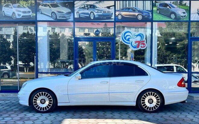 Mercedes E 350 2005, 223,000 km - 3.5 l - Sumqayıt