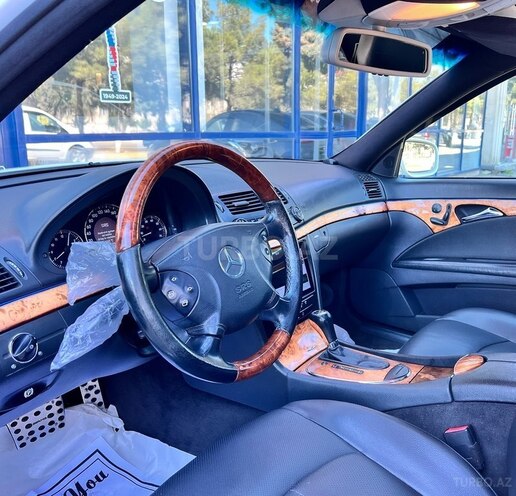 Mercedes E 350 2005, 223,000 km - 3.5 l - Sumqayıt
