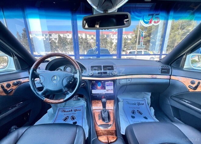 Mercedes E 350 2005, 223,000 km - 3.5 l - Sumqayıt