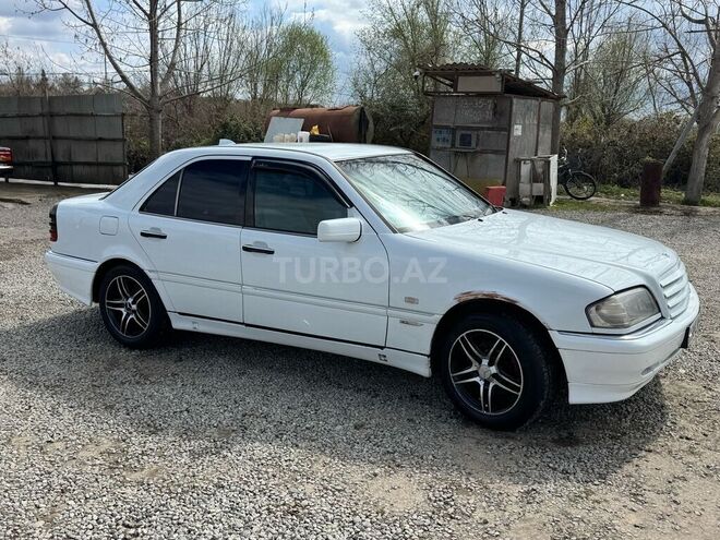 Mercedes C 180 1997, 552,298 km - 1.8 l - Sabirabad