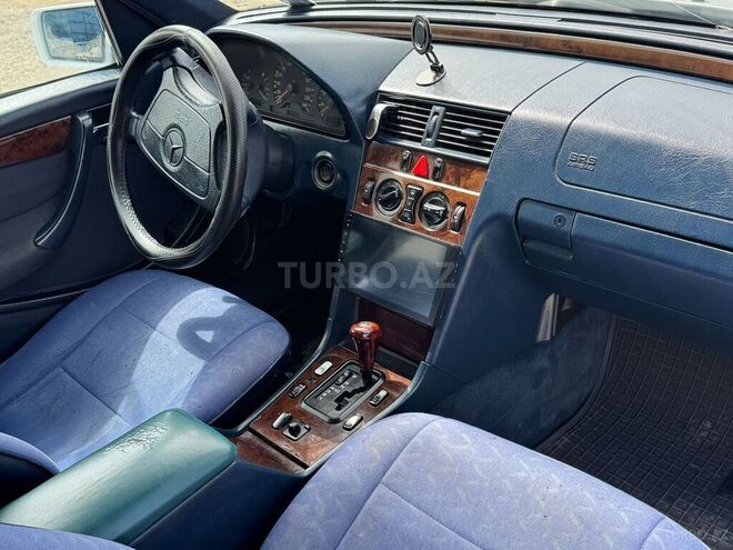 Mercedes C 180 1997, 552,298 km - 1.8 l - Sabirabad