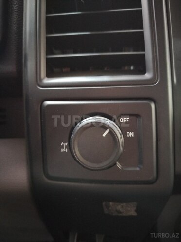 Ford F-150-17