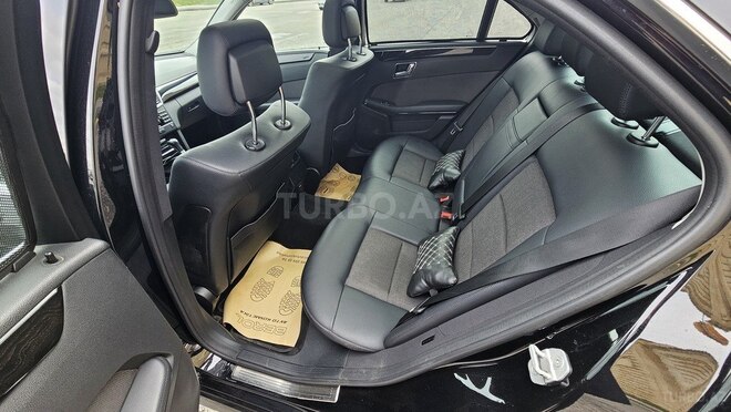 Mercedes E 250 2010, 162,500 km - 1.8 l - Bakı