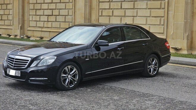 Mercedes E 250 2010, 162,500 km - 1.8 l - Bakı