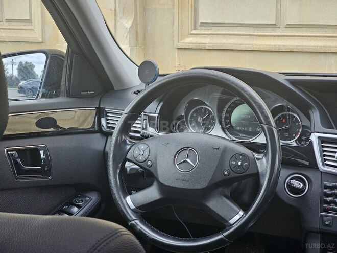 Mercedes E 250 2010, 162,500 km - 1.8 l - Bakı