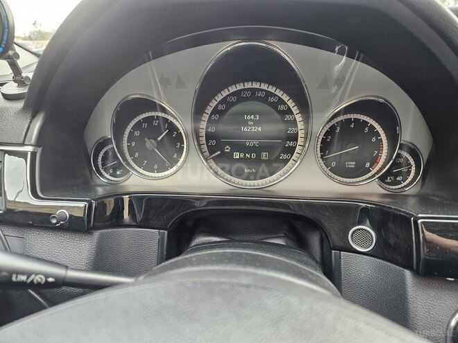 Mercedes E 250 2010, 162,500 km - 1.8 l - Bakı